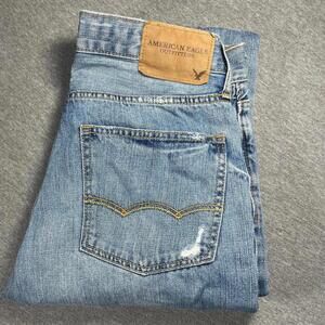 American Eagle Men’s size 29 x 32 slim straight Light Wash Denim jeans mens pant